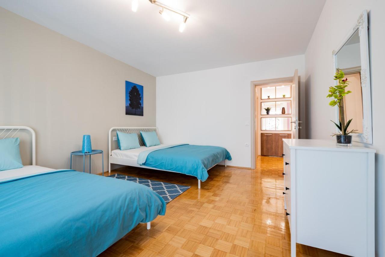 Apartament !Promo! Blue Amber Downtown-Free Private Garage-Fast Wi-Fi Nowy Sad Zewnętrze zdjęcie